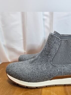 Womens Grey Chelsea Sneaker Boot - Casual Slip-On